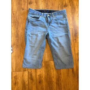 Rafaella Weekend Womens Light Wash Stretch Denim Capri Jeans Size 14 RSBS9192